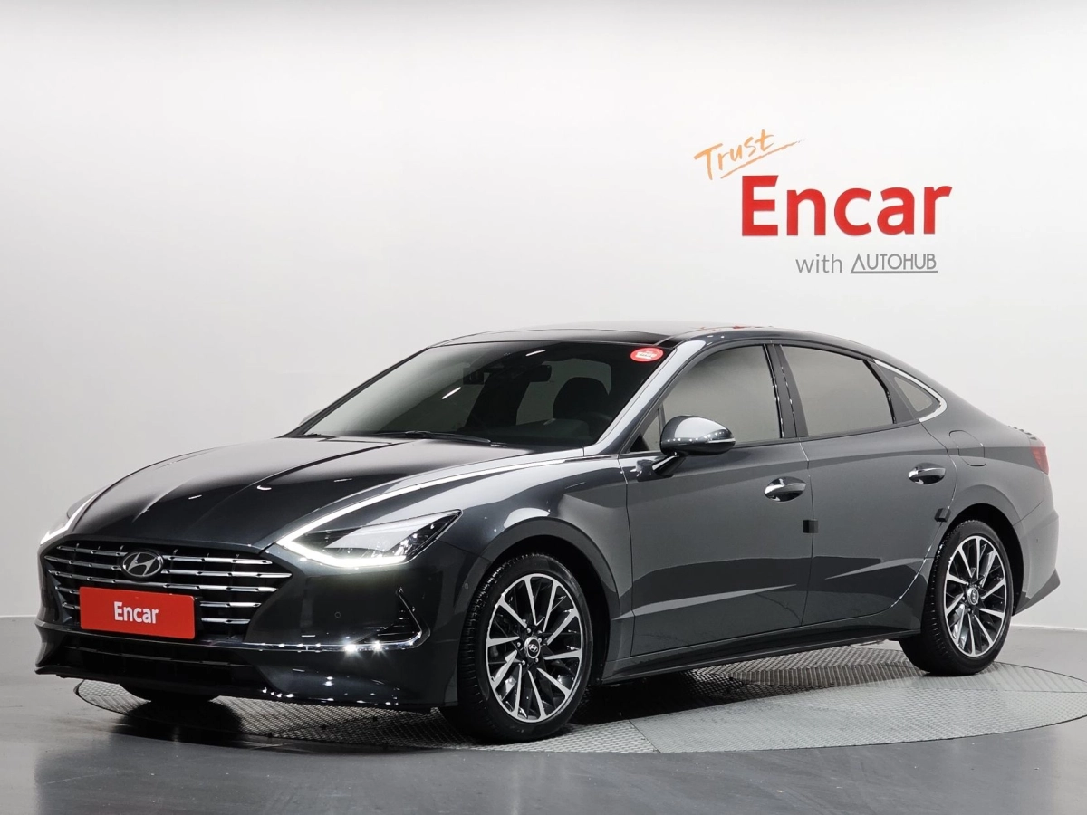 HYUNDAI SONATA HYBRID DN8
