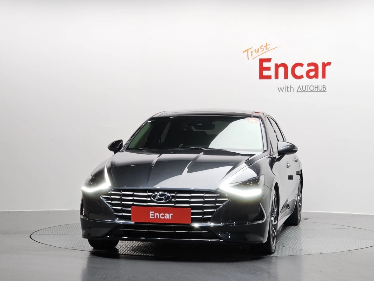 HYUNDAI SONATA HYBRID DN8