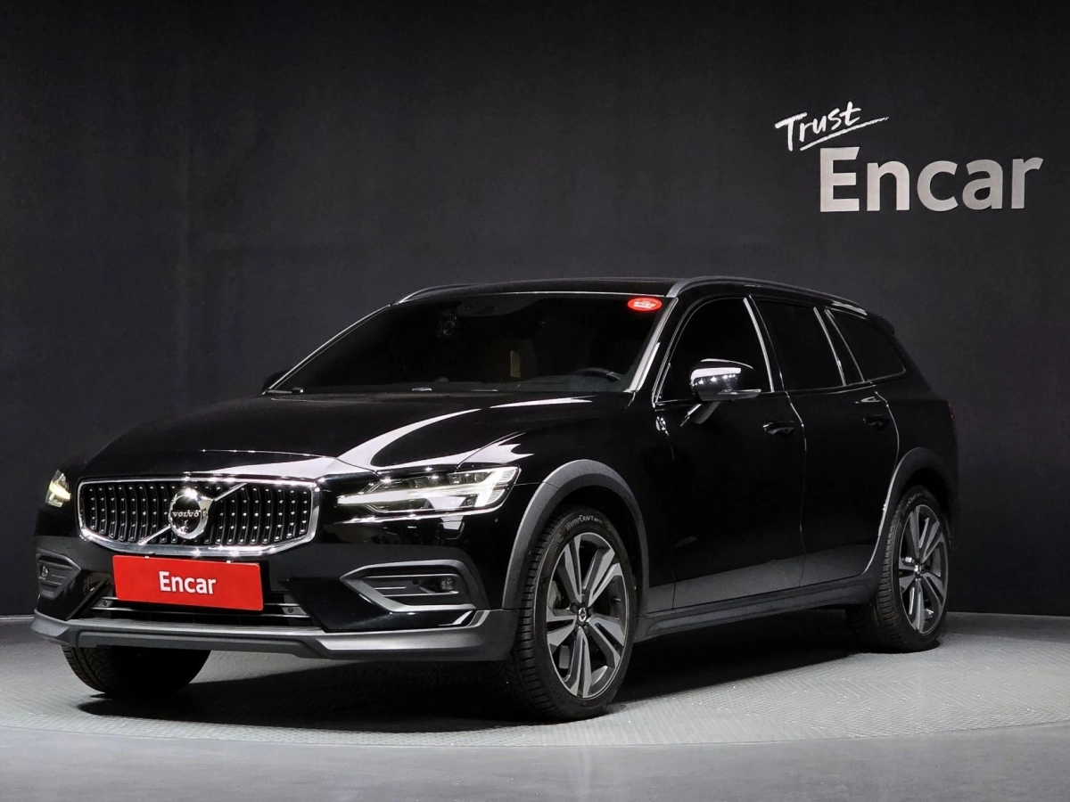 VOLVO V60 CROSS COUNTRY 2020