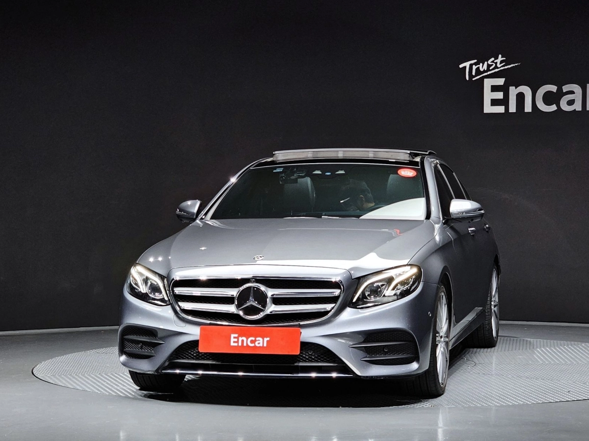 MERCEDES BENZ E-CLASS W213