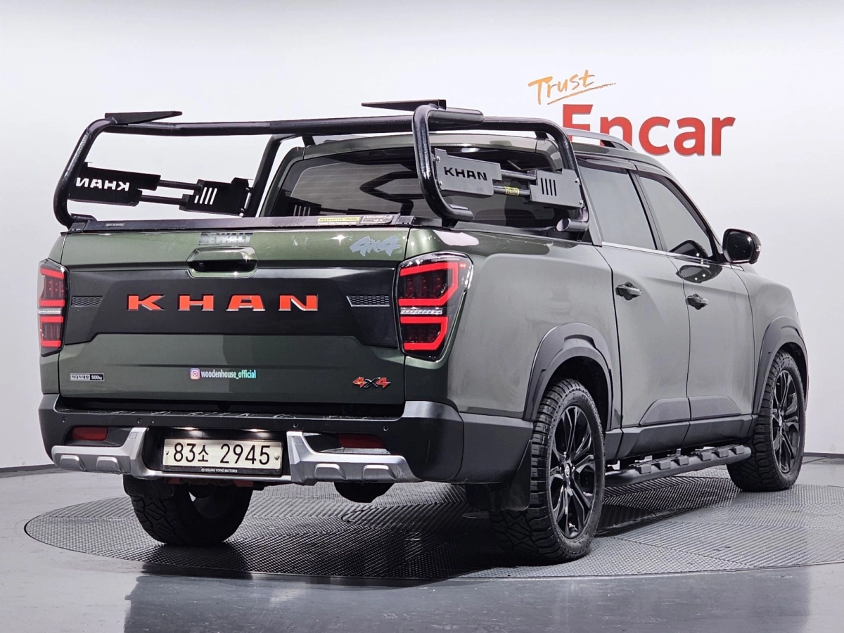 SSANGYONG REXTON SPORTS CAR