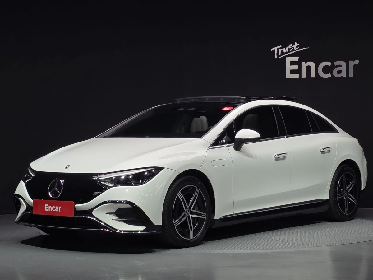 MERCEDES BENZ EQE V295  2024