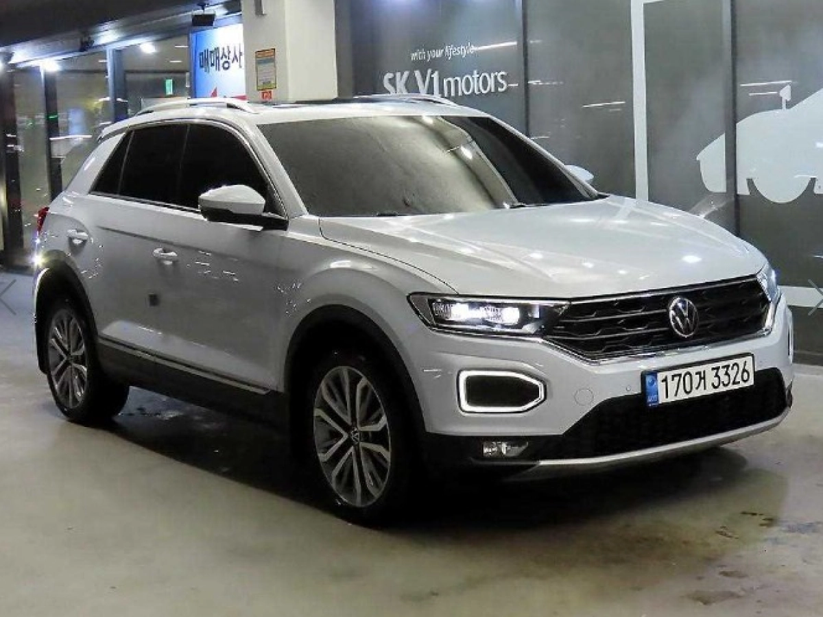 VOLKSWAGEN T-ROC