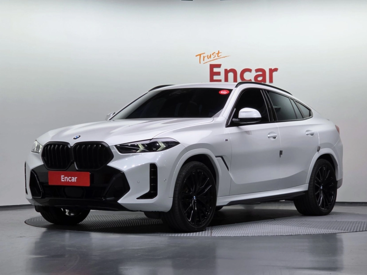 BMW X6 G06  2025