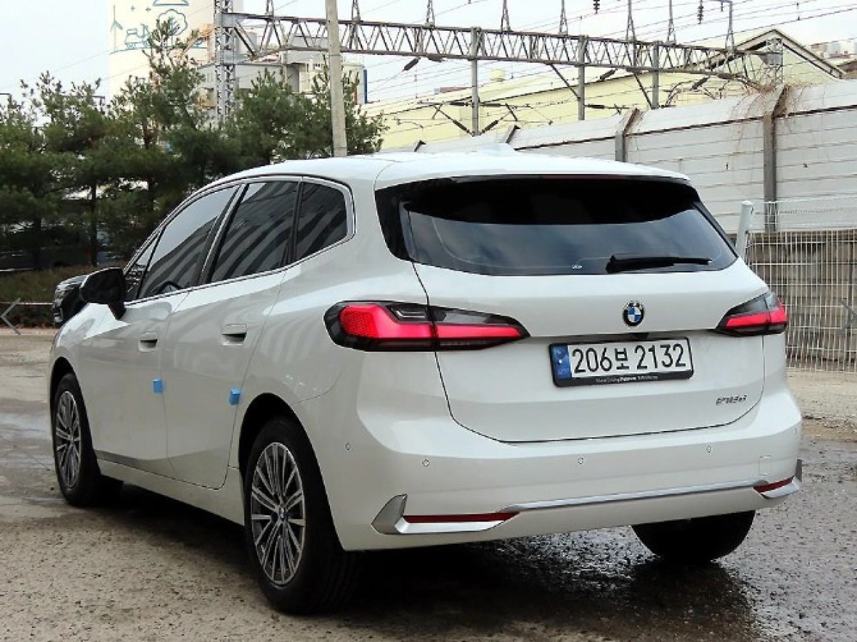 BMW 2-SERIES ACTIVE TOURER U06