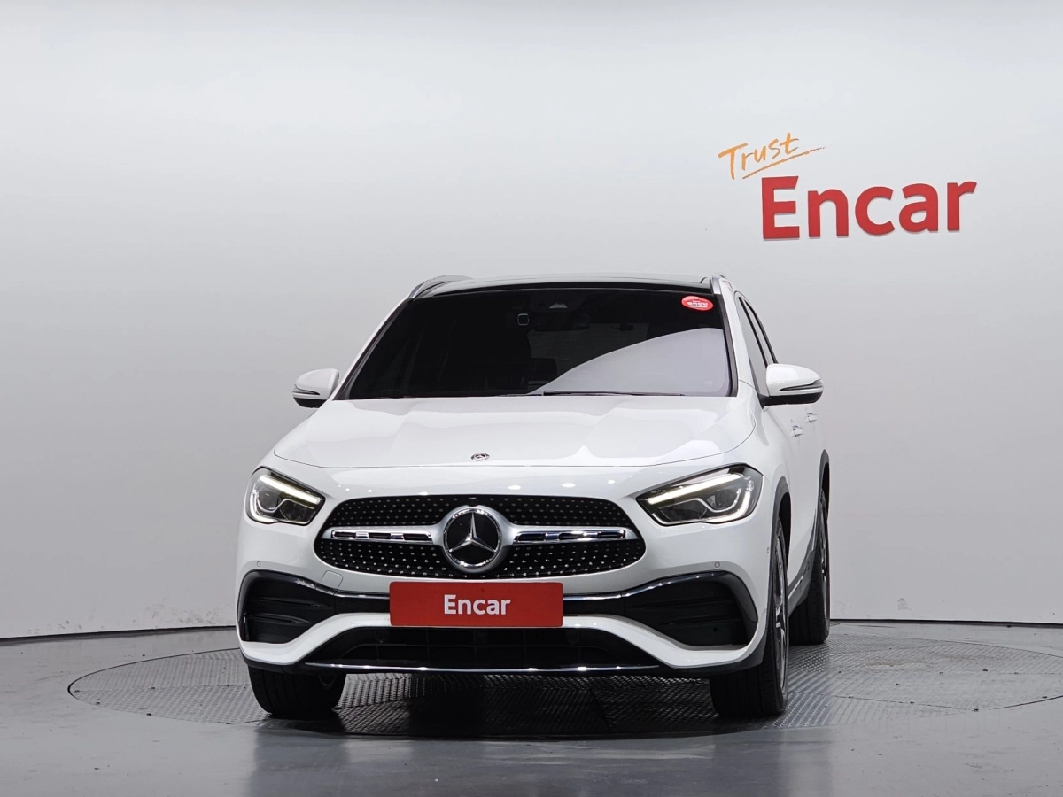 MERCEDES BENZ GLA-CLASS H247