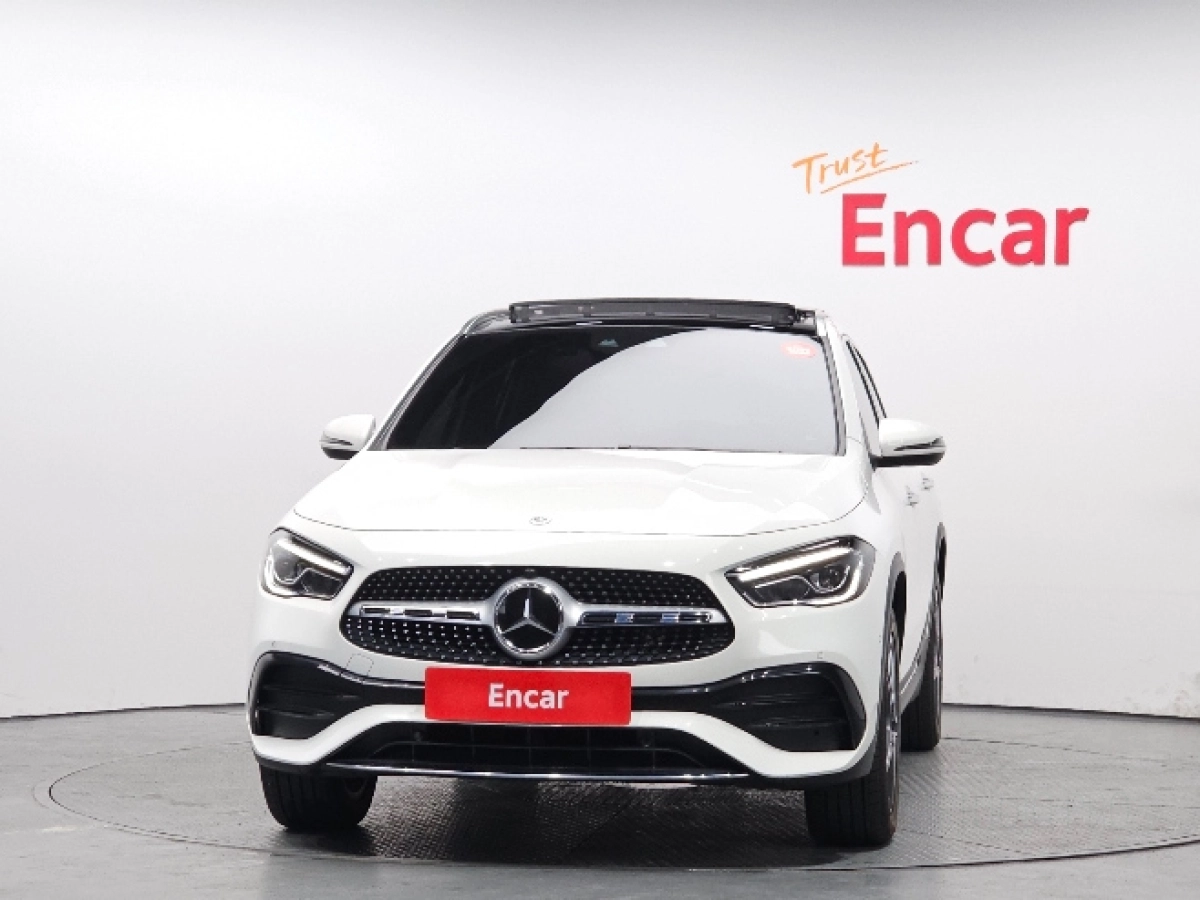 MERCEDES BENZ GLA-CLASS H247