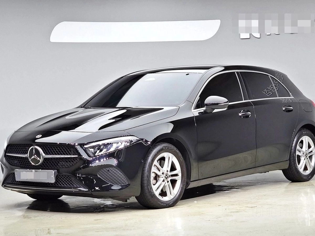 MERCEDES BENZ A-CLASS W177