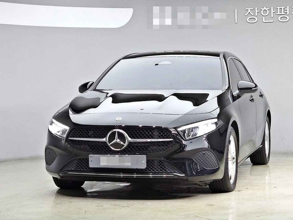 MERCEDES BENZ A-CLASS W177