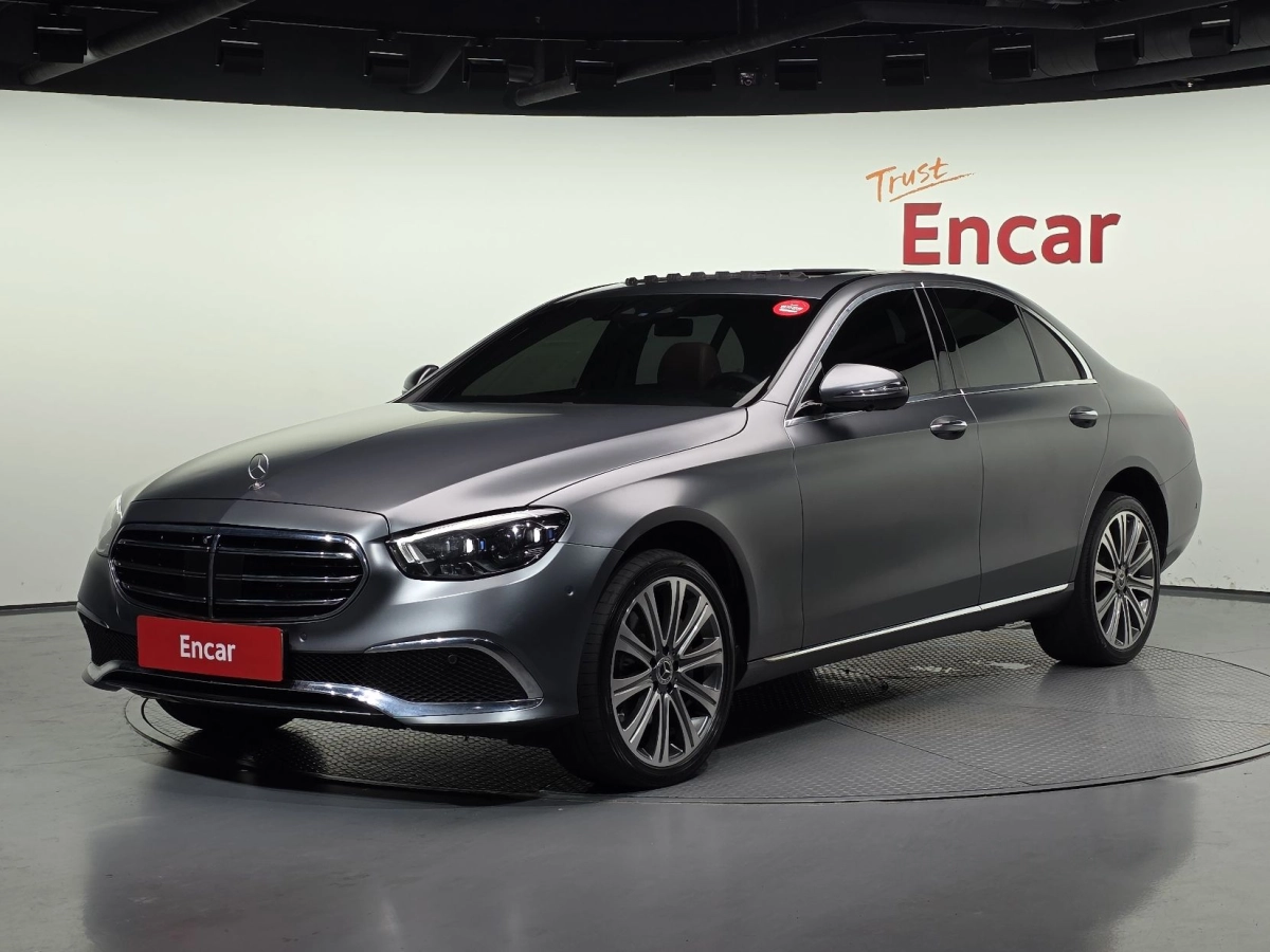 MERCEDES BENZ E-CLASS W213 2023