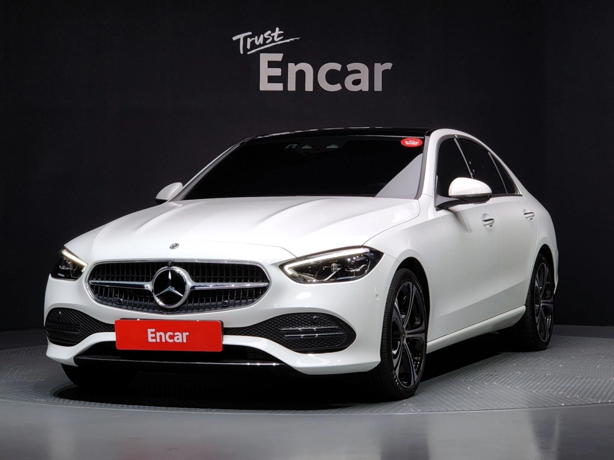 MERCEDES BENZ C-CLASS W206  2023