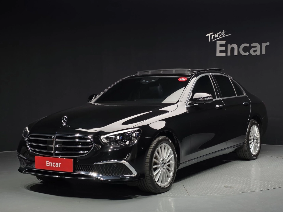 MERCEDES BENZ E-CLASS W213 2023