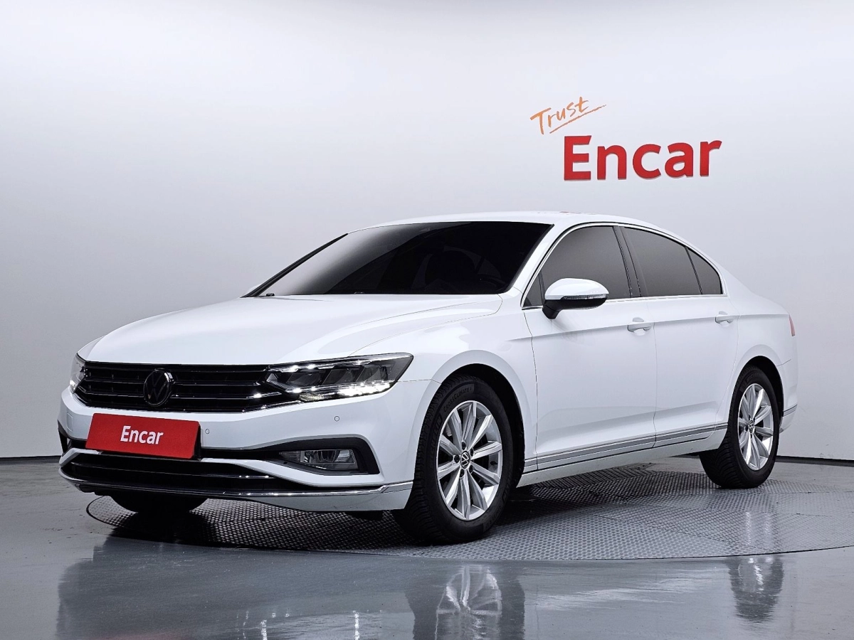 VOLKSWAGEN PASSAT GT B8 2021