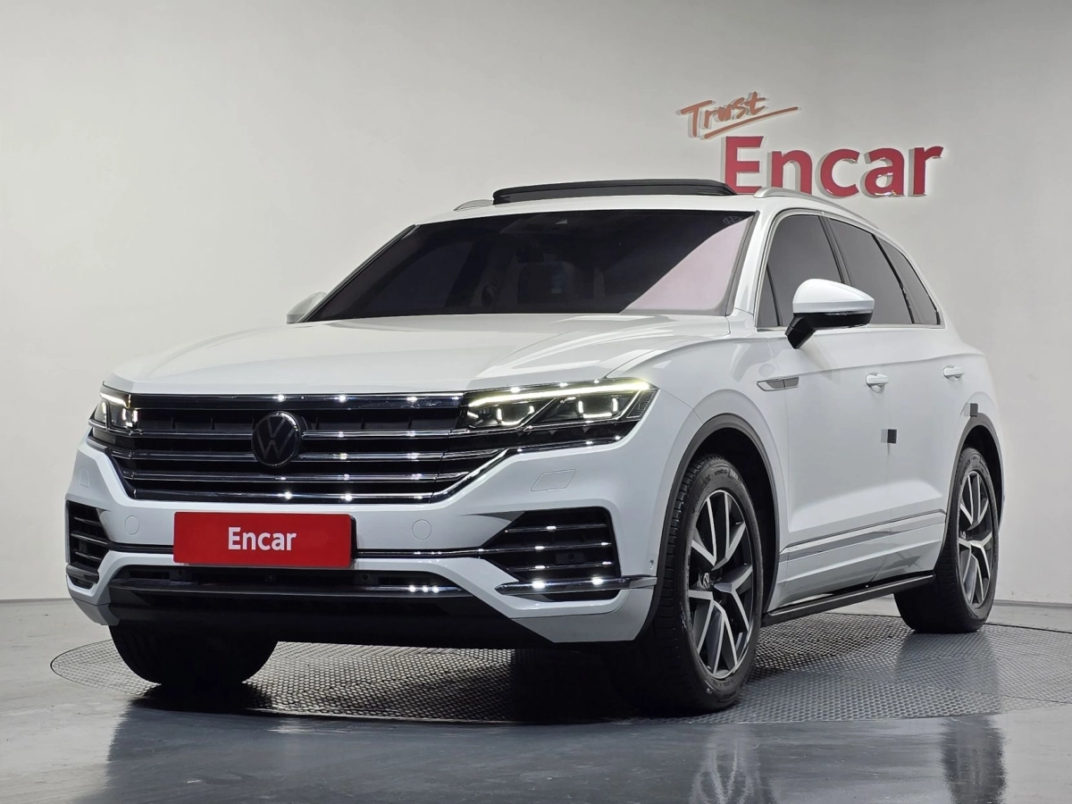 VOLKSWAGEN TOUAREG 2023
