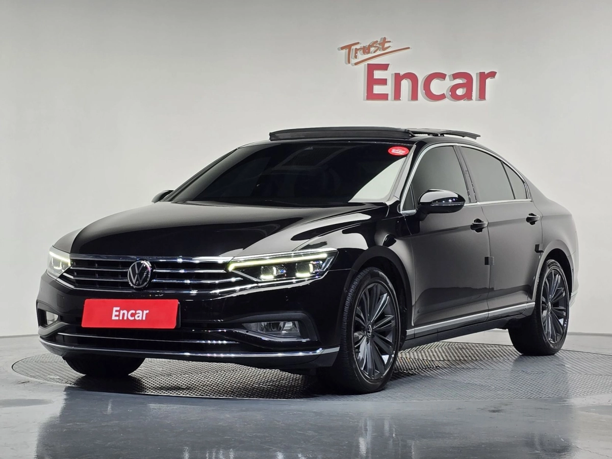 VOLKSWAGEN PASSAT GT B8 2021