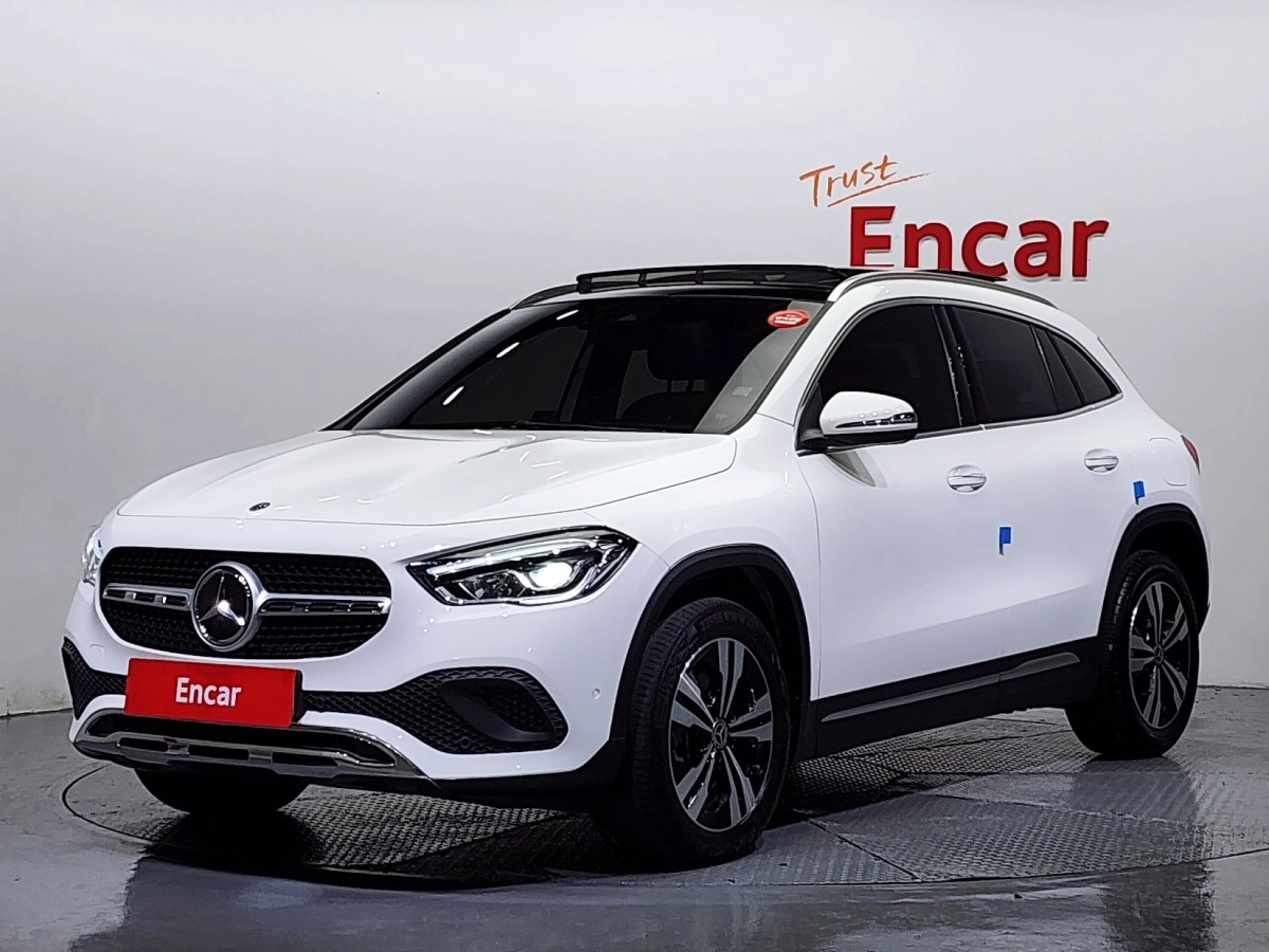 MERCEDES BENZ GLA-CLASS H247  2021