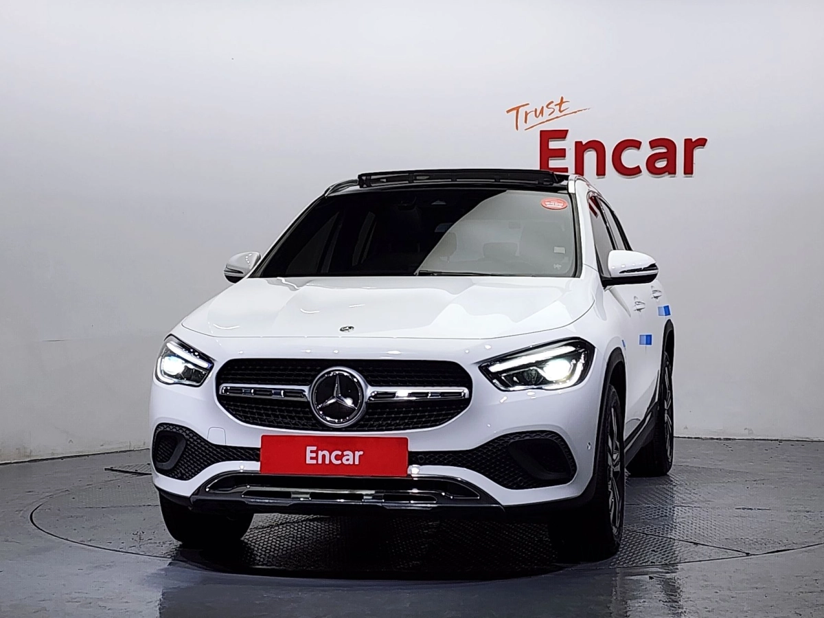 MERCEDES BENZ GLA-CLASS H247