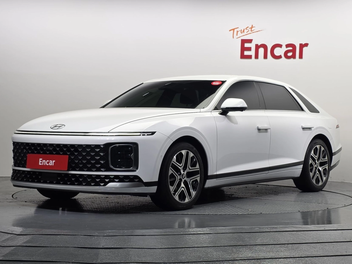 HYUNDAI GRANDEUR GN7  2023