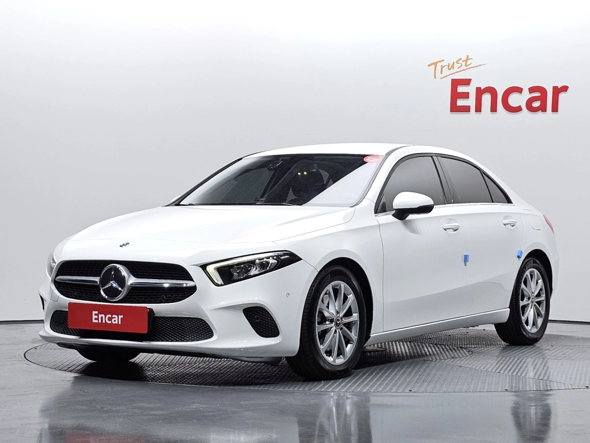 MERCEDES BENZ A-CLASS W177