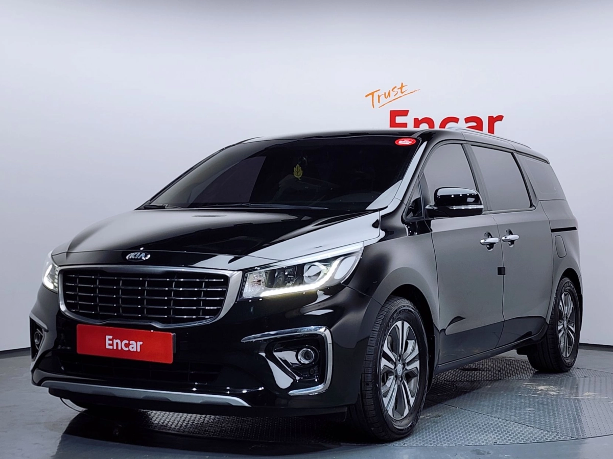 KIA CARNIVAL  2019