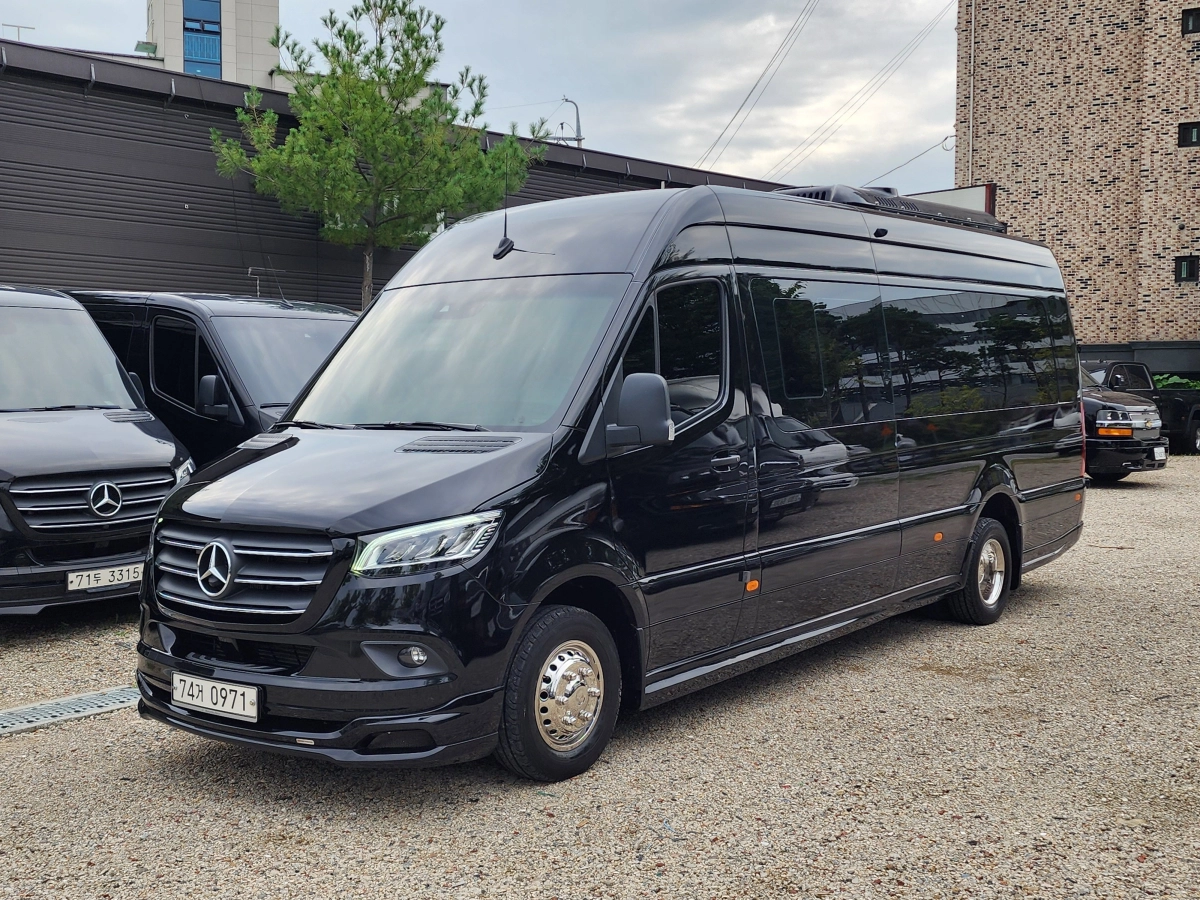 MERCEDES BENZ SPRINTER  2020