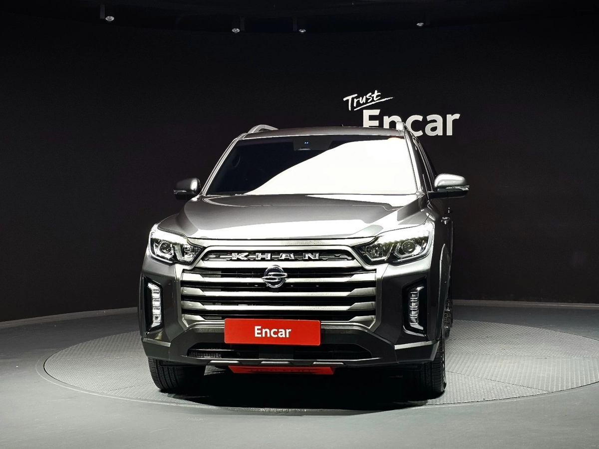 SSANGYONG REXTON SPORTS CAR