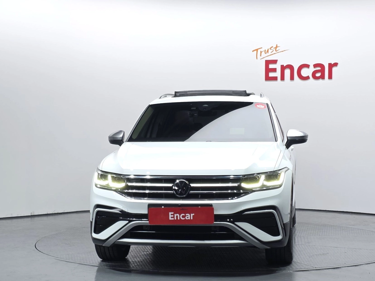 VOLKSWAGEN TIGUAN ALLSPACE