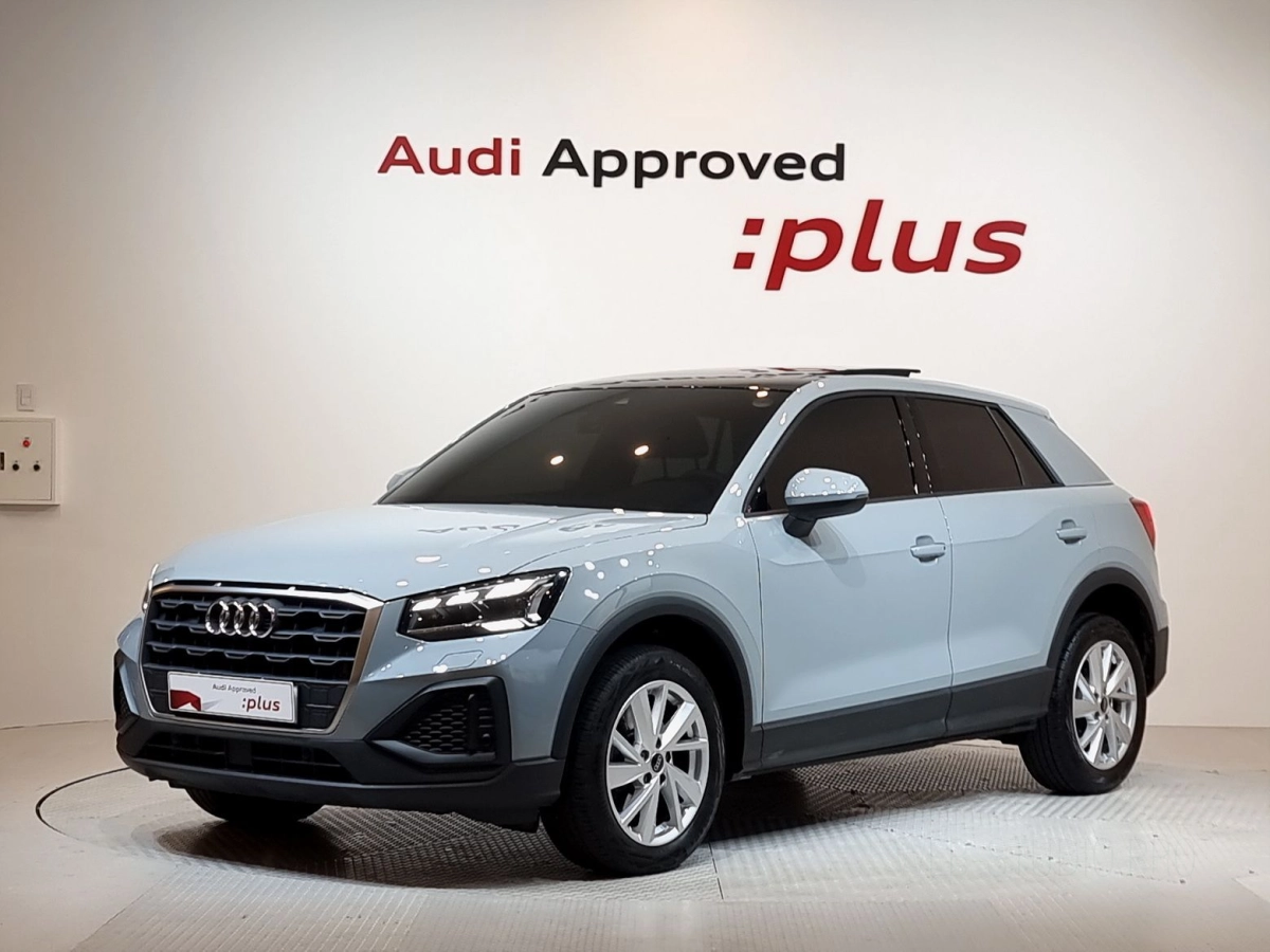 AUDI Q2