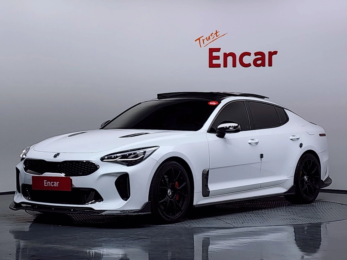 KIA STINGER
