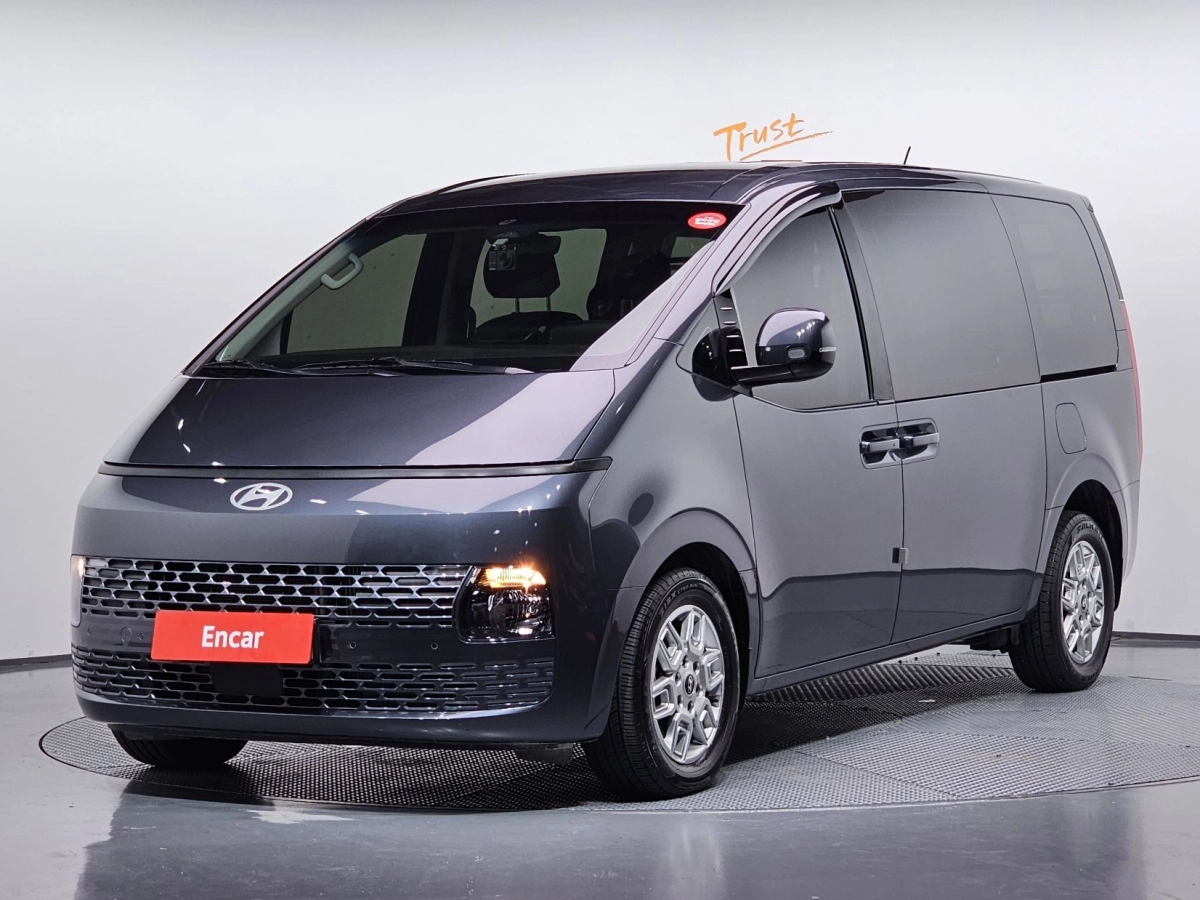 HYUNDAI STARIA  2024