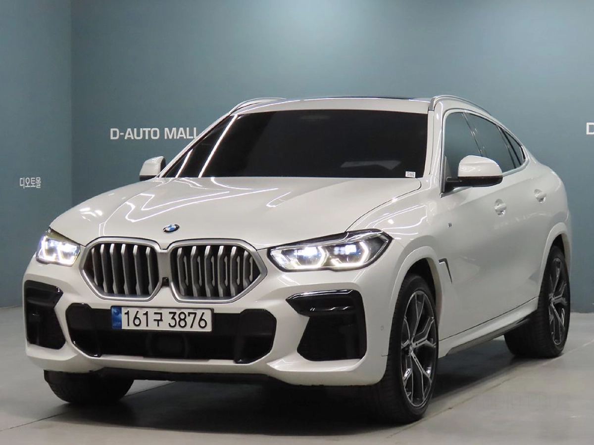 BMW X6 G06