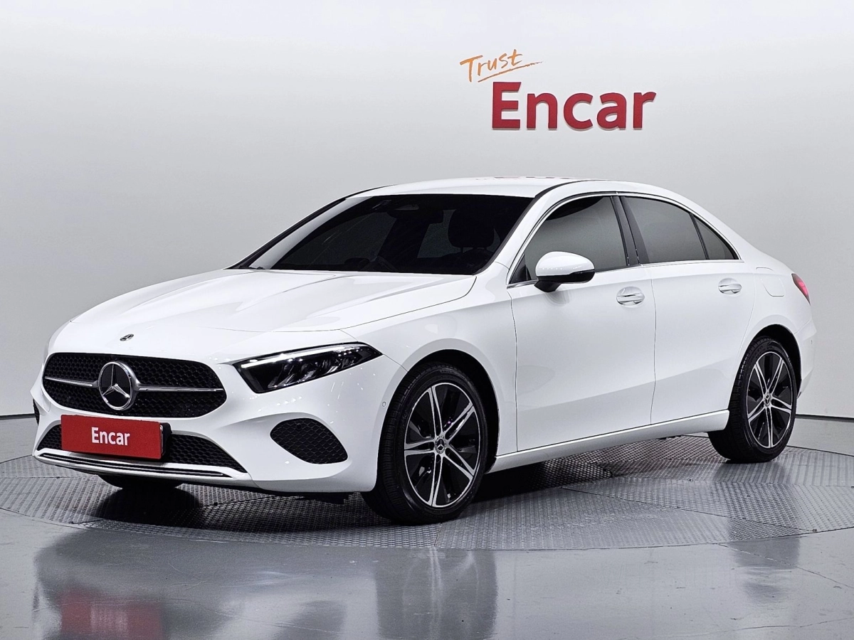MERCEDES BENZ A-CLASS W177