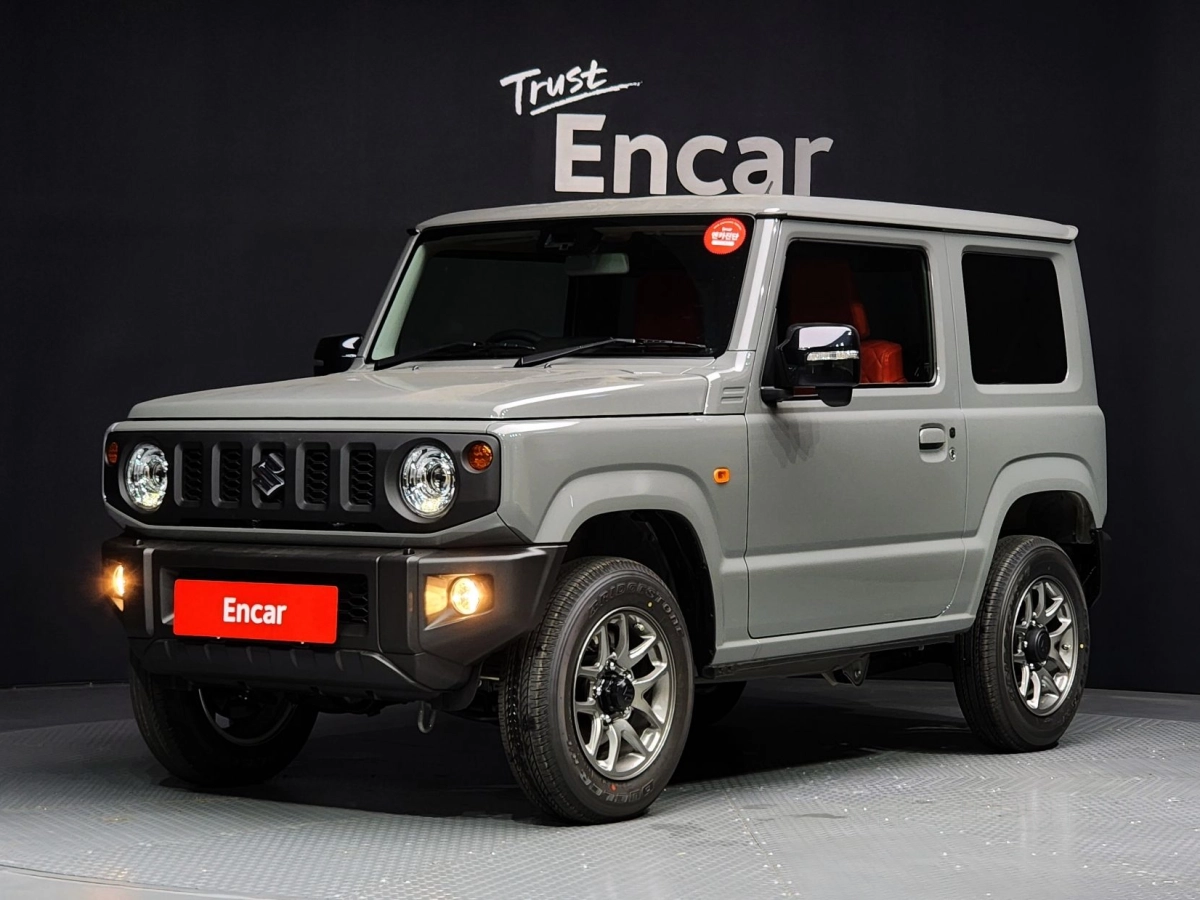 SUZUKI JIMNY  2025