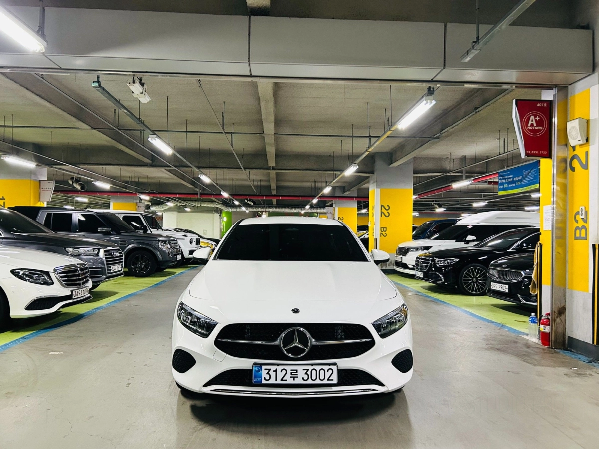 MERCEDES BENZ A-CLASS W177