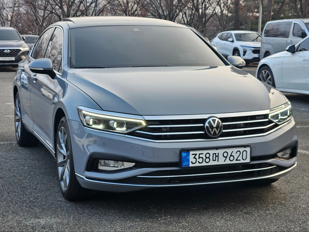 VOLKSWAGEN PASSAT GT B8