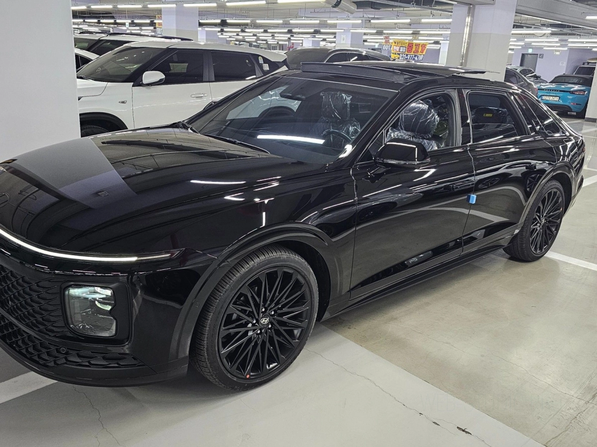 HYUNDAI GRANDEUR HYBRID GN7  2026