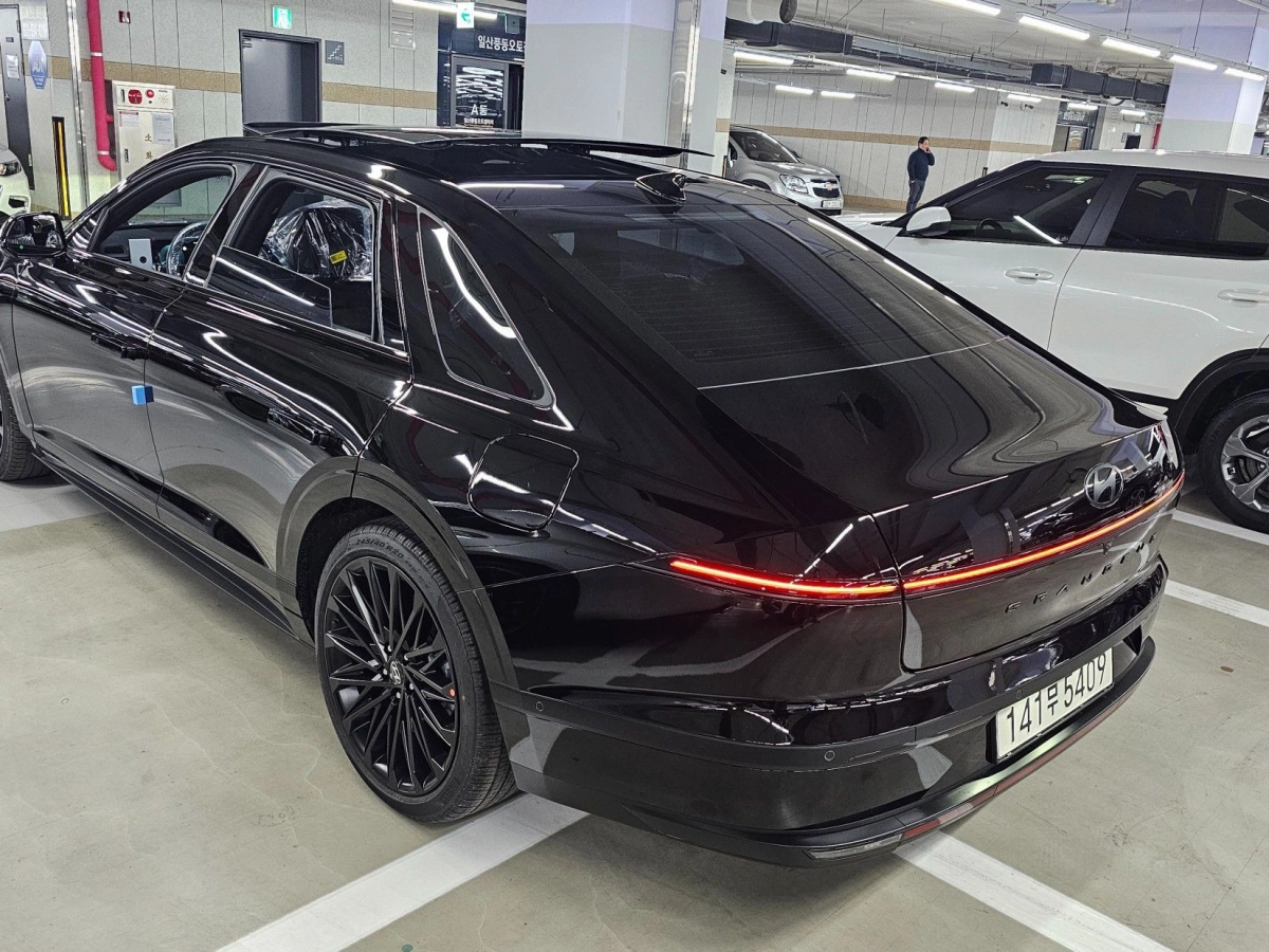 HYUNDAI GRANDEUR HYBRID GN7