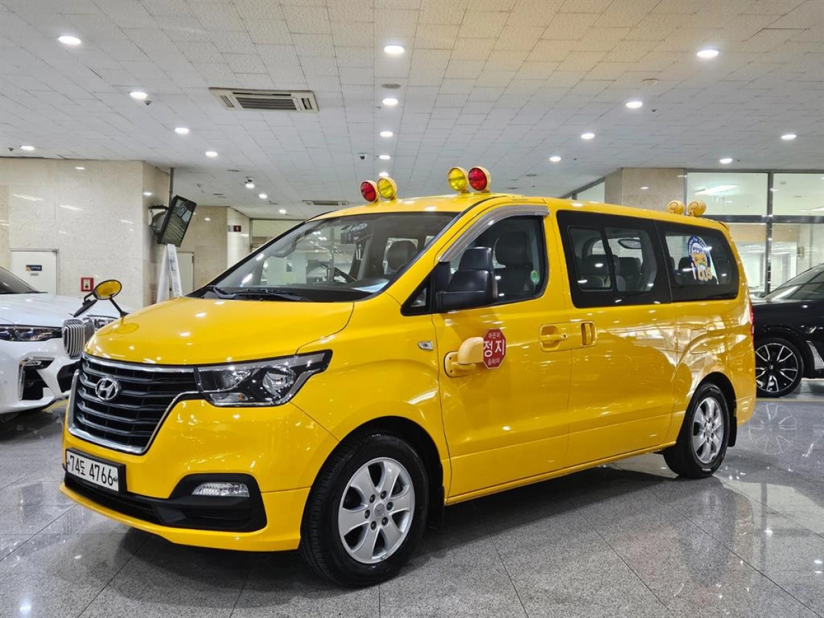 HYUNDAI STAREX GRAND 2021