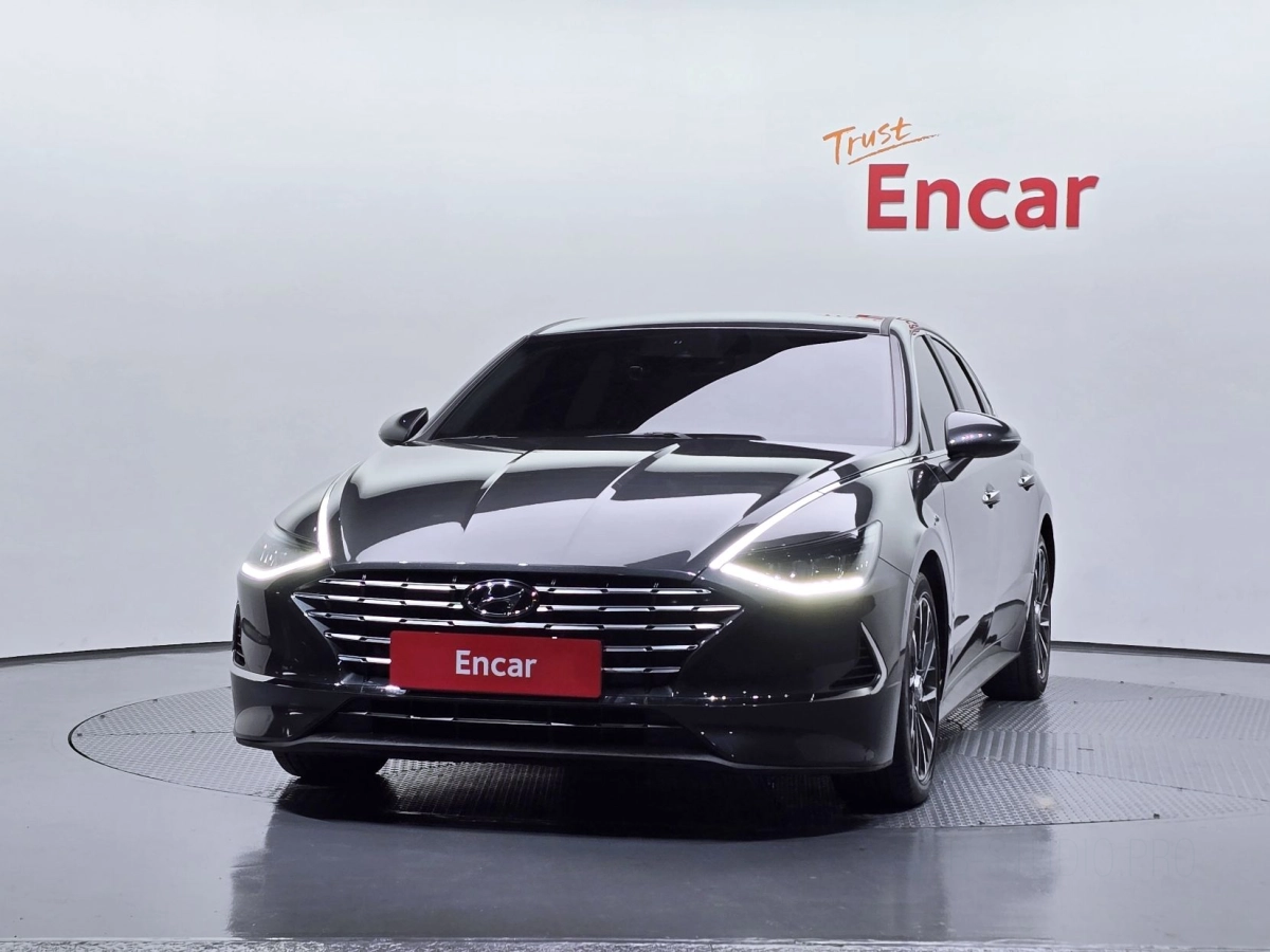 HYUNDAI SONATA HYBRID DN8