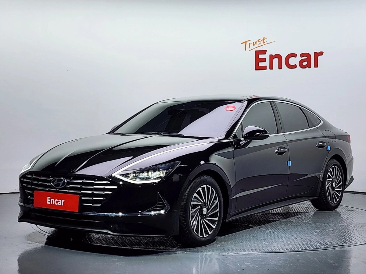 HYUNDAI SONATA HYBRID DN8  2022