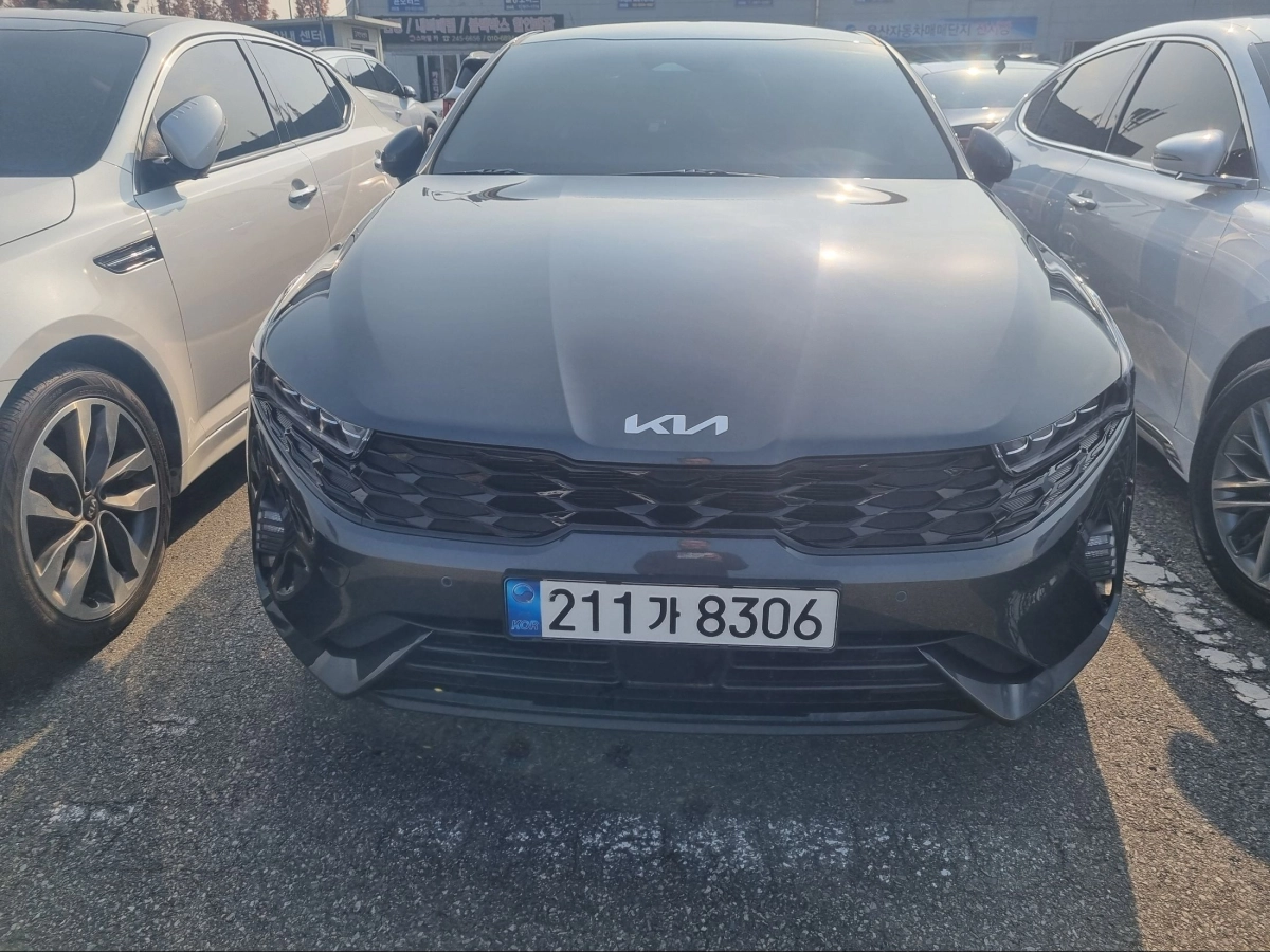 KIA K5 HYBRID  2022
