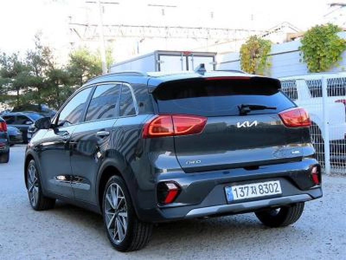 KIA NIRO