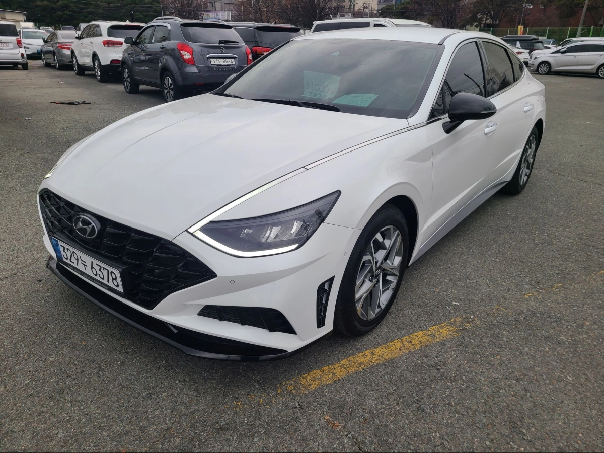 HYUNDAI SONATA DN8