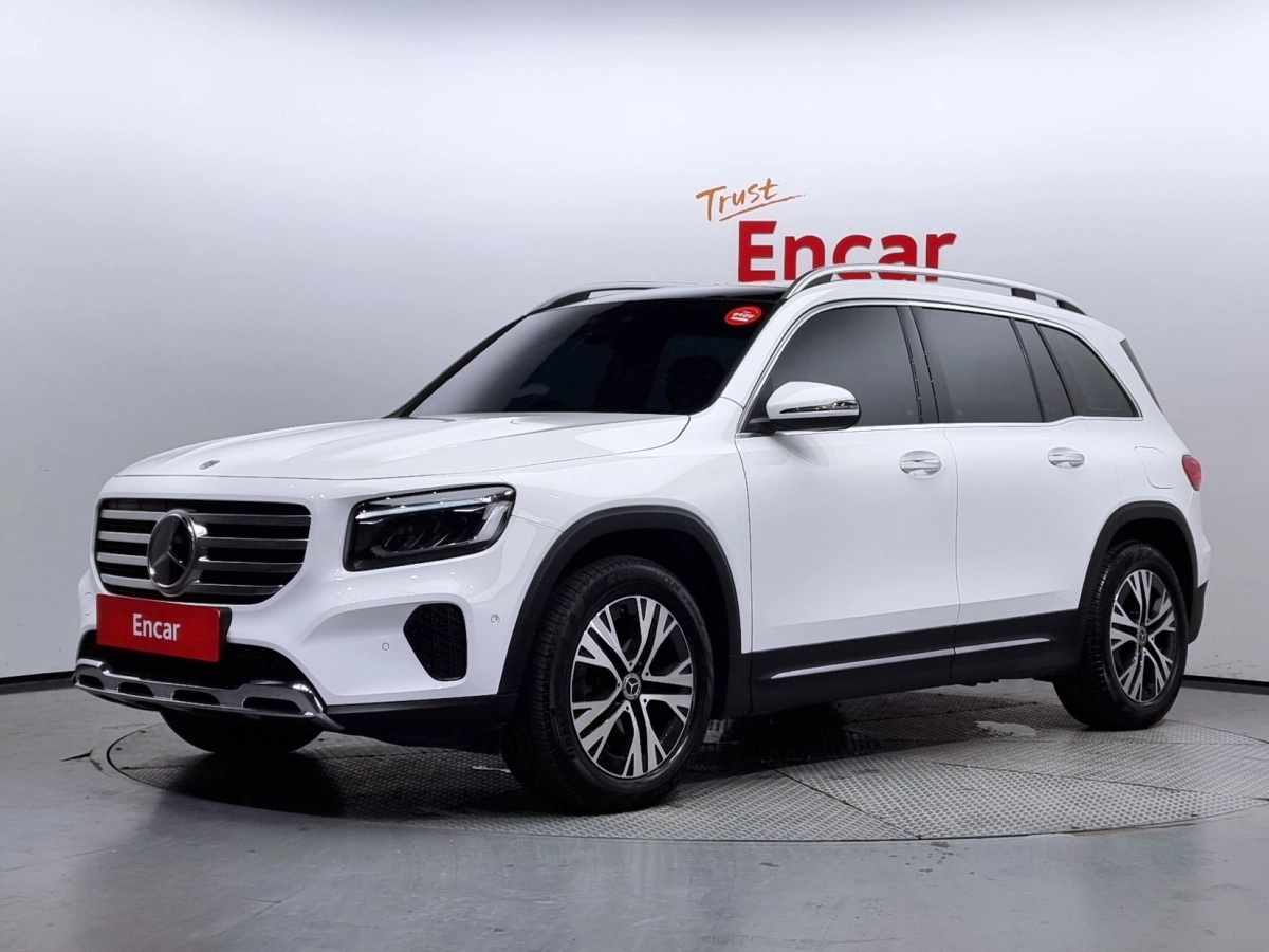 MERCEDES BENZ GLB-CLASS X247  2024