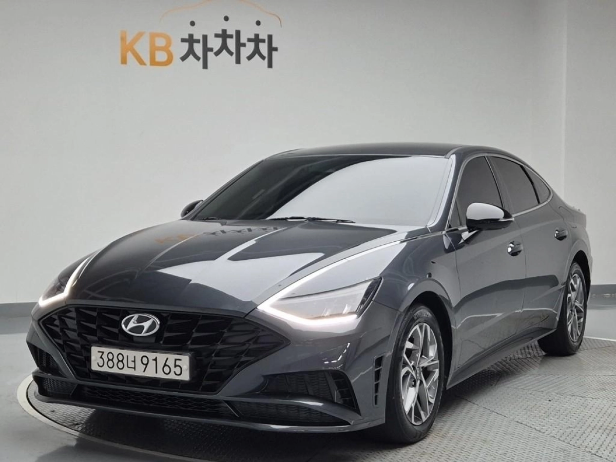 HYUNDAI SONATA DN8