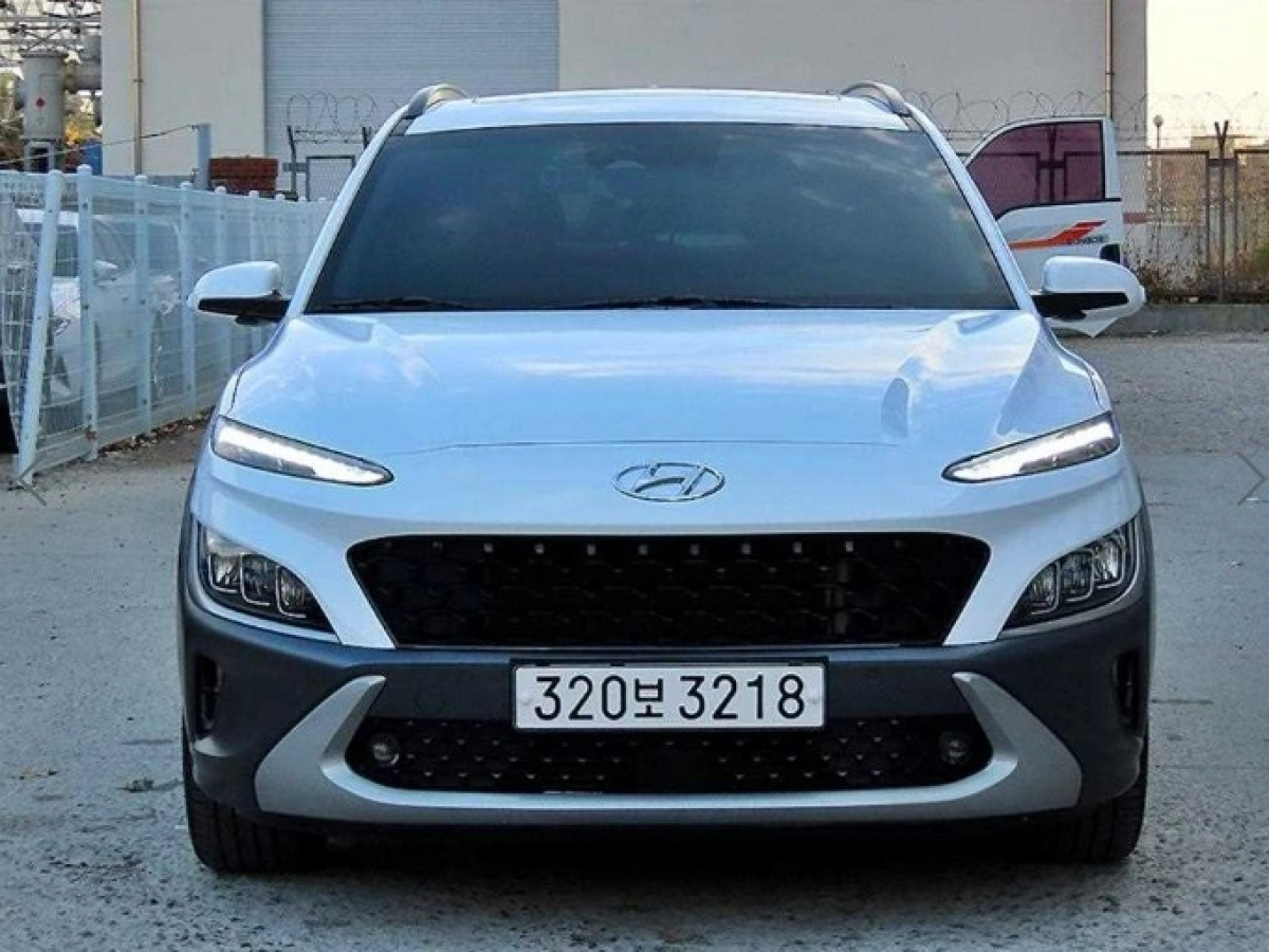 HYUNDAI KONA 2021