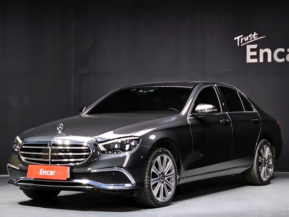 MERCEDES BENZ E-CLASS W213 2022