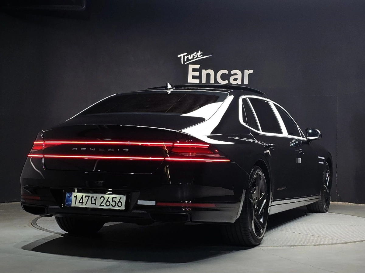 GENESIS G90 RS4