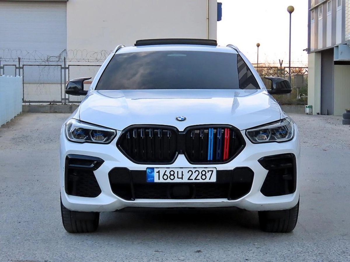 BMW X6 G06
