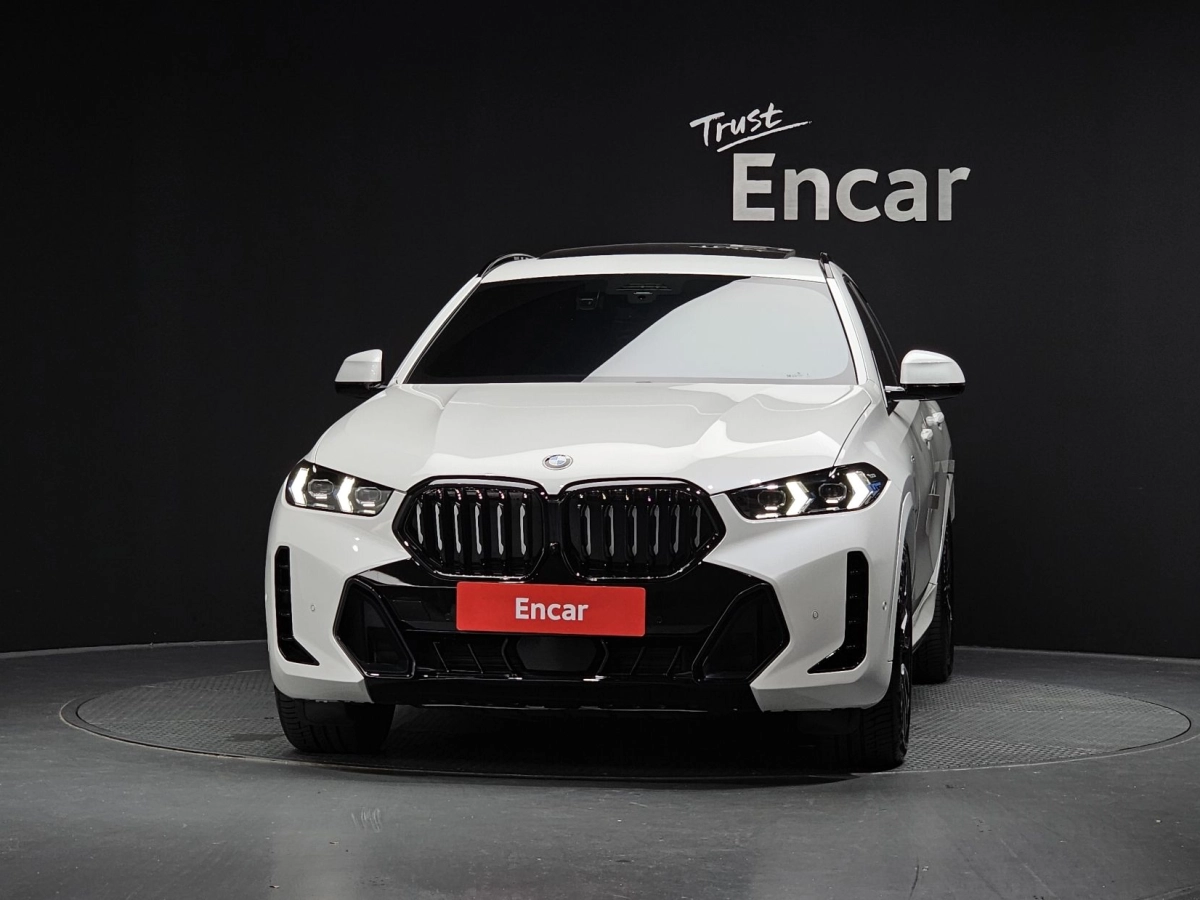 BMW X6 G06